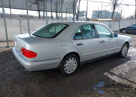 1999 Mercedes-Benz E 320 from USA, damaged, VIN WDBJF65H1XA922865